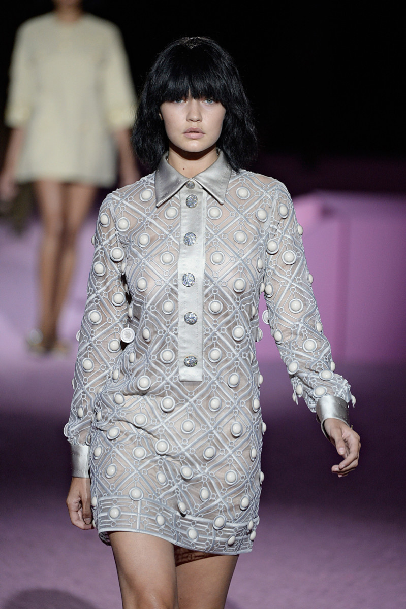 rookie-2014-gigi-hadid-nyfw-marc-jacobs.jpg